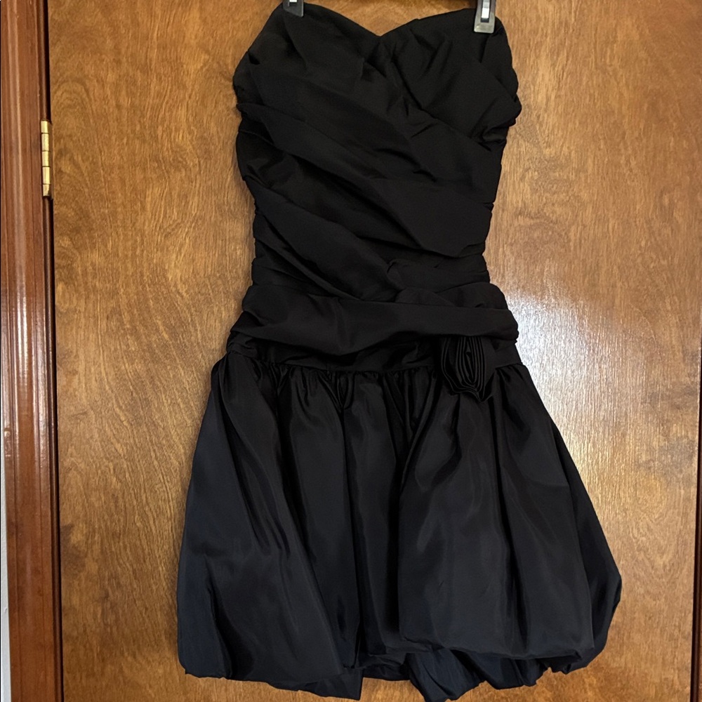 Vintage 80’s Strapless Black Bubble-Hem Evening Dress